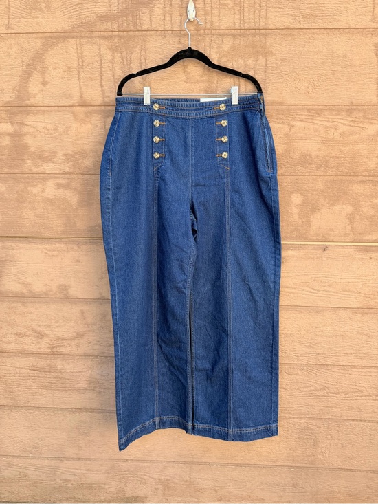 ON 34th Denim - High-Waist Dark Blue Denim Women’s sailor wide leg jeans with Button Detail